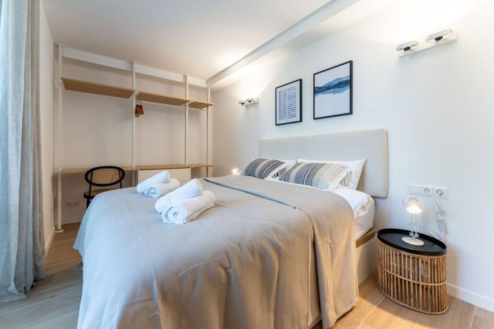 Image No.19-2 Bed Property for sale