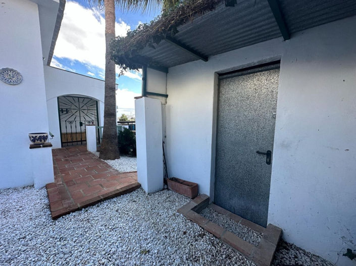 Image No.13-4 Bed Property for sale