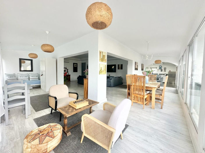 Image No.19-4 Bed Property for sale