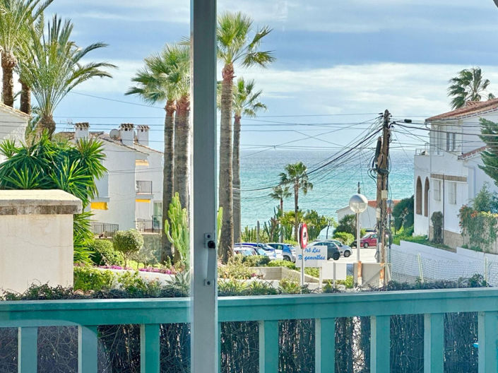 Image No.26-4 Bed Property for sale