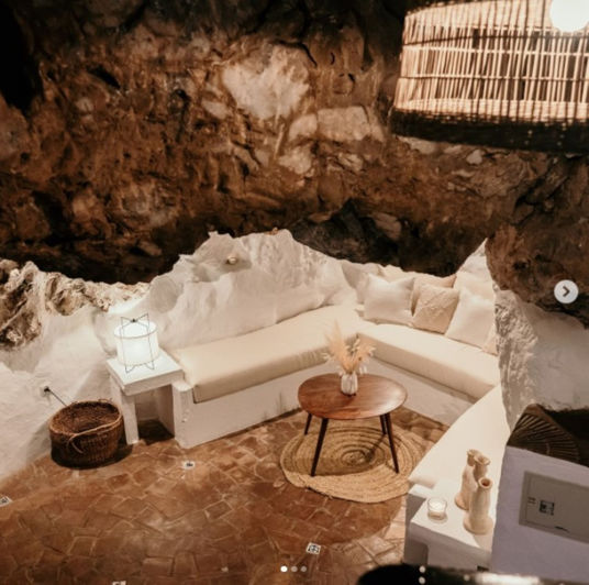 Image No.11-4 Bed Property for sale