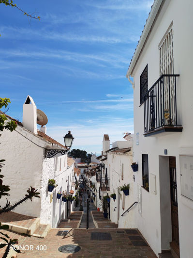 Image No.11-4 Bed Property for sale