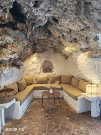 2-5bd7b9d04b45e33852eaf0ec6670150d