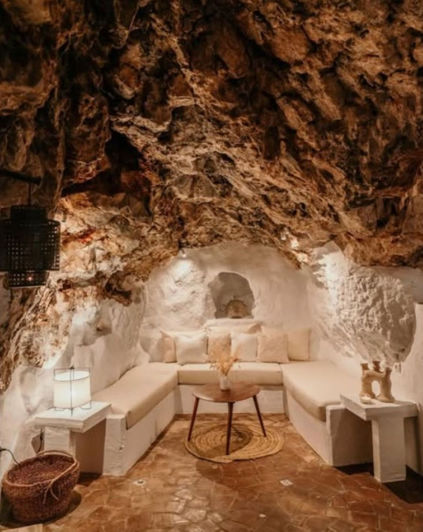 Image No.21-4 Bed Property for sale