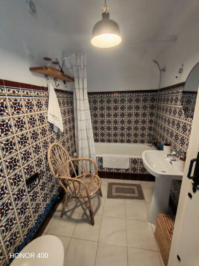 Image No.26-4 Bed Property for sale