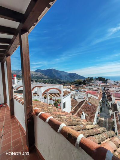 Image No.31-4 Bed Property for sale