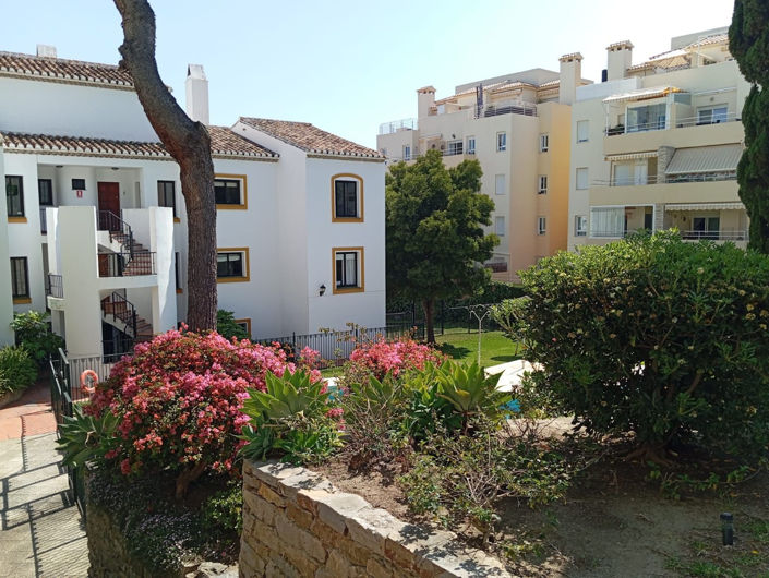 Image No.20-2 Bed Property for sale