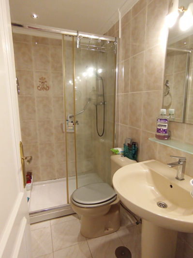 Image No.7-2 Bed Property for sale