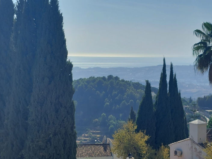 Image No.23-3 Bed Property for sale