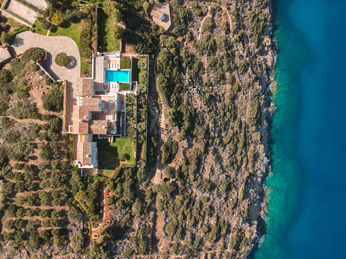 Image No.3-8 Bed Villa for sale