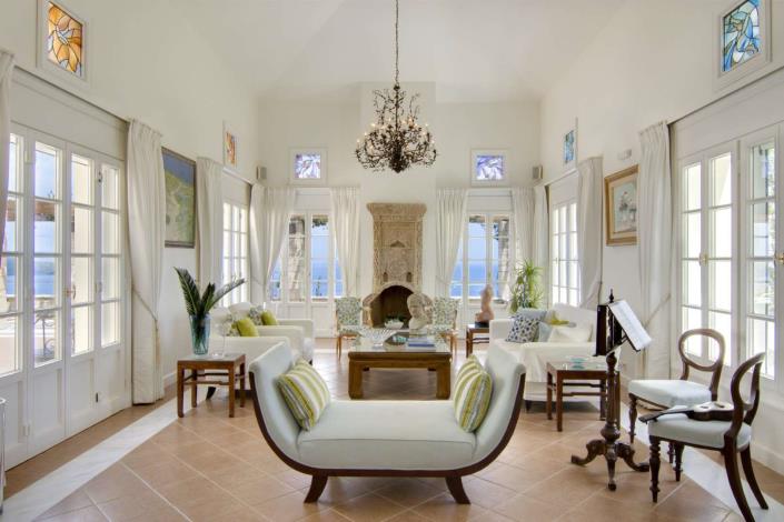 Image No.11-8 Bed Villa for sale