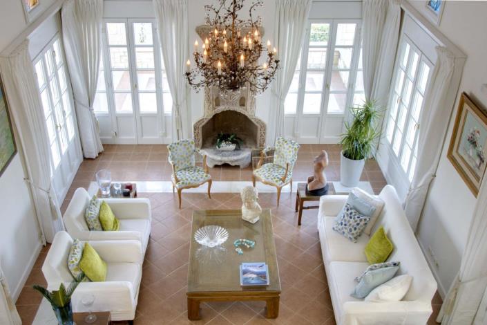 Image No.12-8 Bed Villa for sale