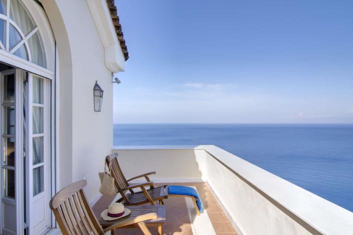 Image No.18-8 Bed Villa for sale