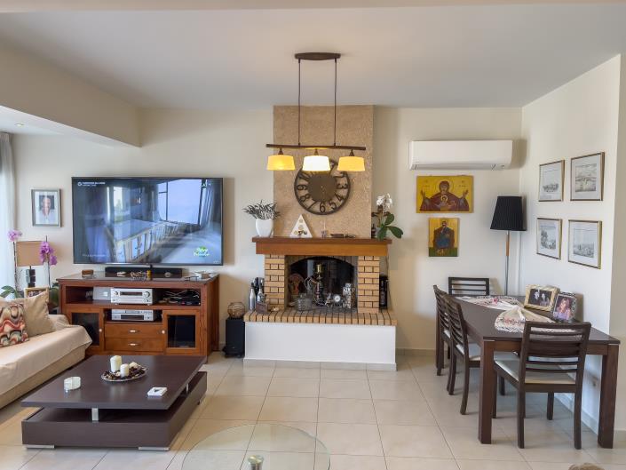 Image No.28-2 Bed Villa for sale