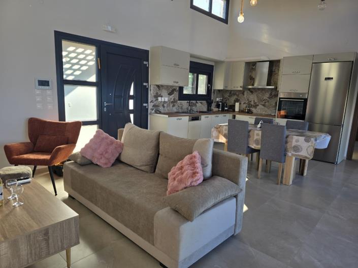 Image No.8-2 Bed Villa for sale