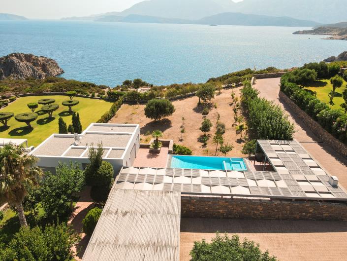 Image No.1-2 Bed Villa for sale