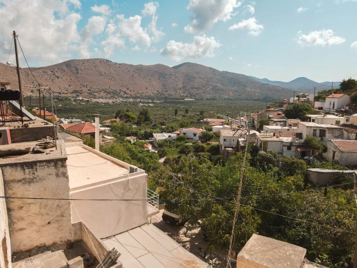 Image No.10-1 Bed House for sale