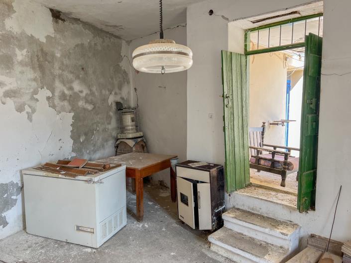 Image No.21-1 Bed House for sale