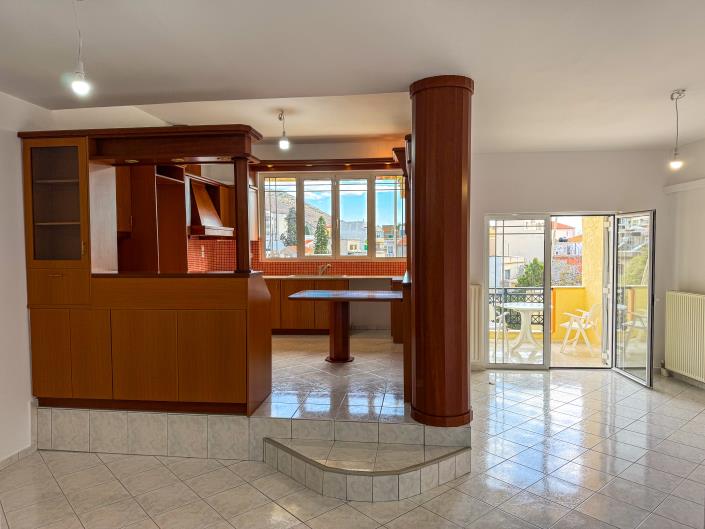 Image No.2-Appartement de 2 chambres à vendre à Neapoli