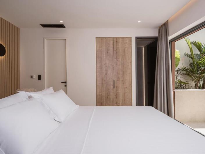 Image No.9-5 Bed Villa for sale