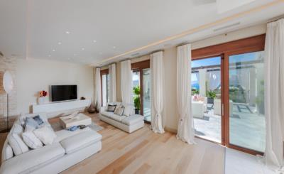 LH-885_06villa1