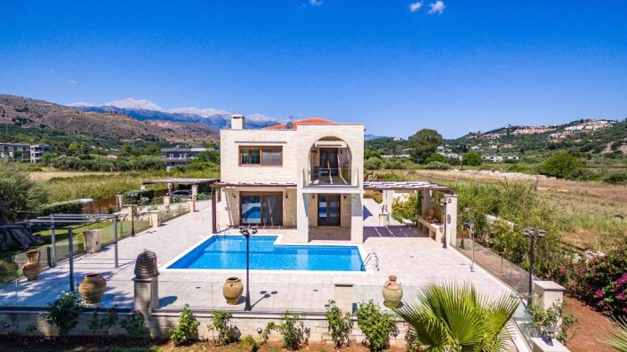 Image No.12-5 Bed Villa for sale