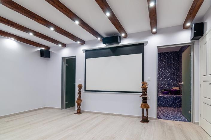 Image No.18-5 Bed Villa for sale