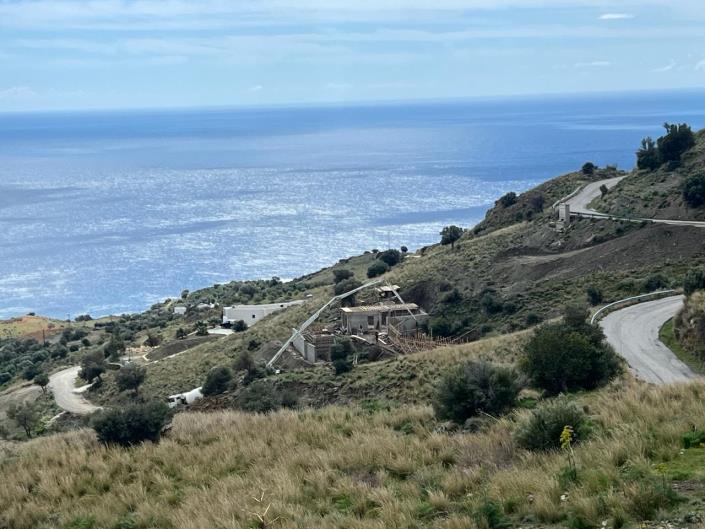 Image No.9-6 Bed Villa for sale