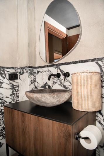 Image No.17-7 Bed Villa for sale