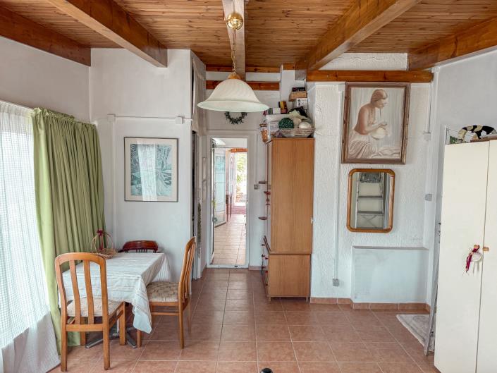 Image No.20-2 Bed House for sale