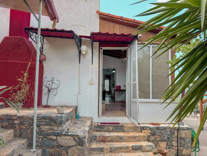 Image No.8-2 Bed House for sale