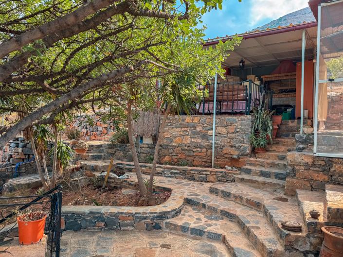 Image No.7-2 Bed House for sale