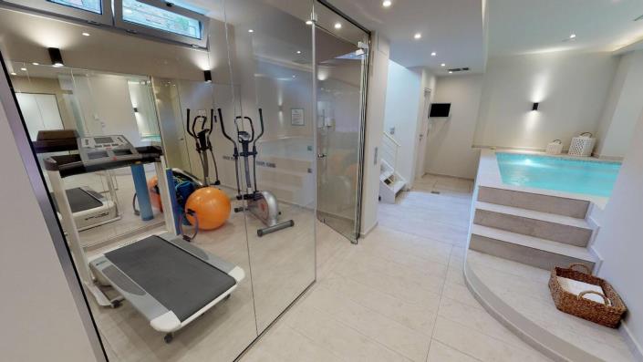 Image No.18-2 Bed Villa for sale