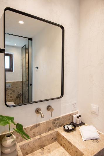 Image No.20-9 Bed Villa for sale