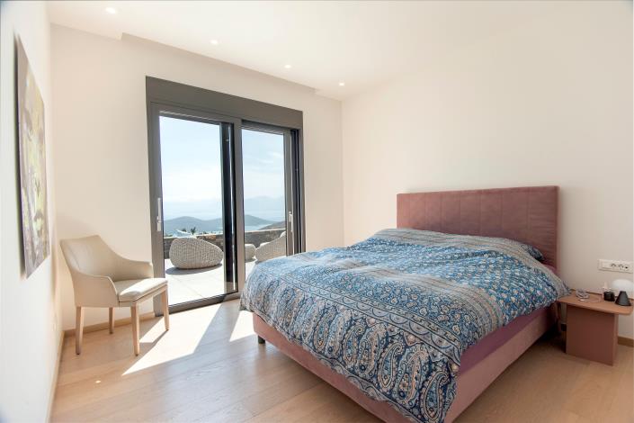 Image No.15-4 Bed Villa for sale