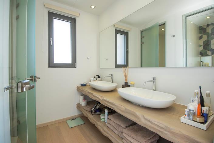 Image No.20-4 Bed Villa for sale