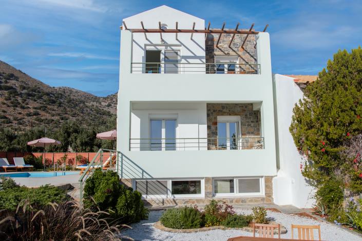 Image No.3-3 Bed Villa for sale