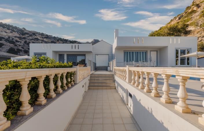 Image No.12-6 Bed Villa for sale