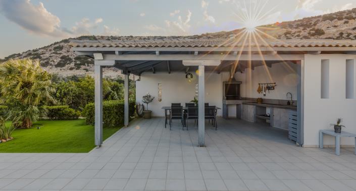 Image No.14-6 Bed Villa for sale