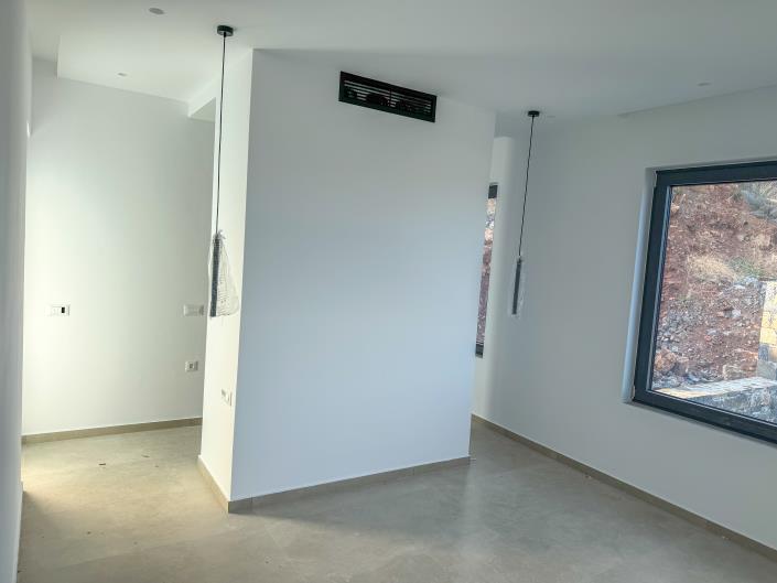 Image No.10-3 Bed Villa for sale