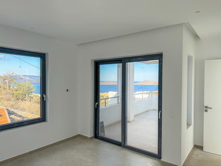 Image No.11-3 Bed Villa for sale