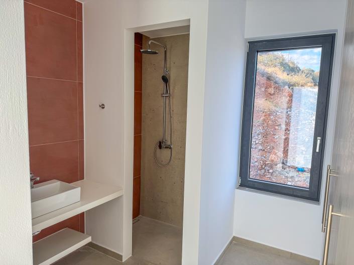 Image No.12-3 Bed Villa for sale