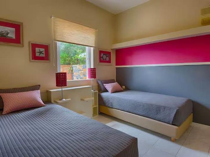 Image No.15-4 Bed Villa for sale