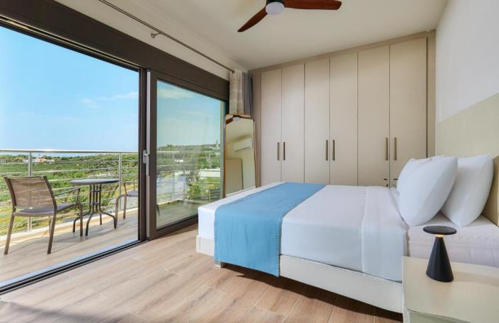 Image No.19-3 Bed Villa for sale