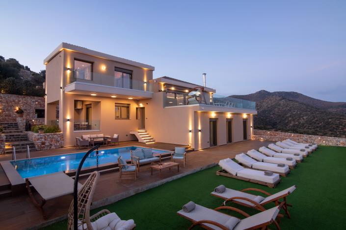 Image No.8-5 Bed Villa for sale