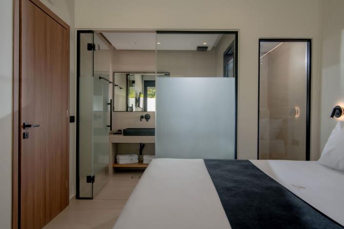 Image No.7-7 Bed Villa for sale