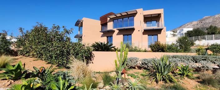 Image No.13-7 Bed Villa for sale