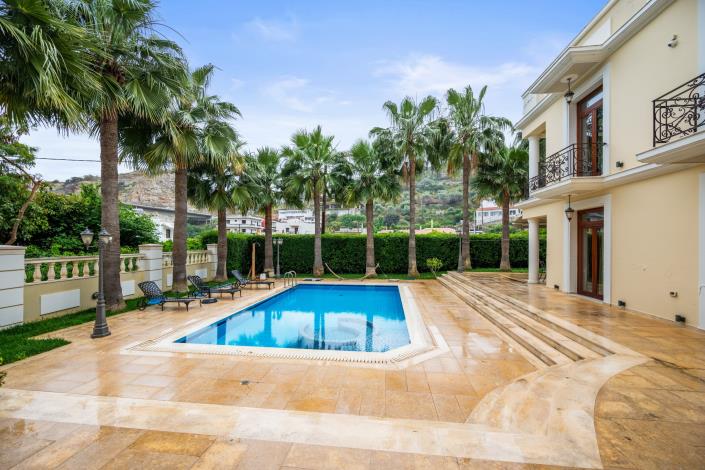 Image No.20-Villa for sale