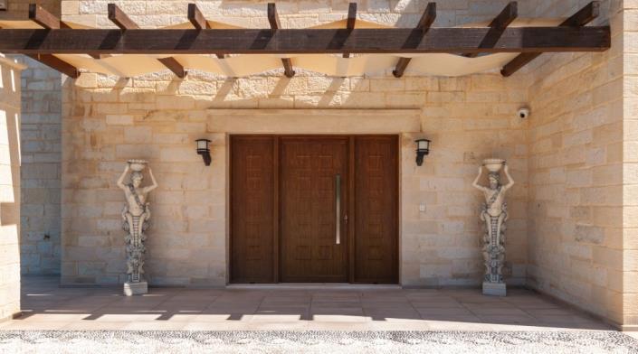 Image No.5-5 Bed Villa for sale