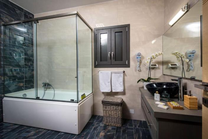 Image No.12-5 Bed Villa for sale